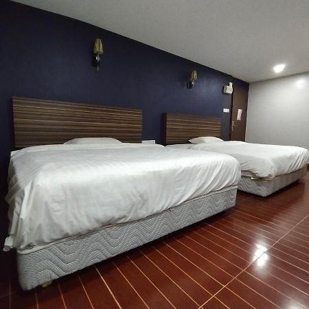Oyo 90248 Kapitan Inn Bintulu Εξωτερικό φωτογραφία