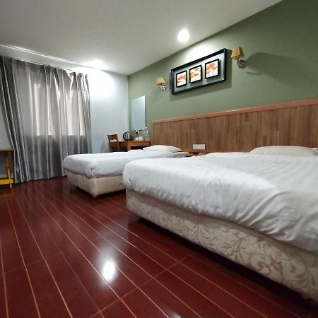 Oyo 90248 Kapitan Inn Bintulu Εξωτερικό φωτογραφία