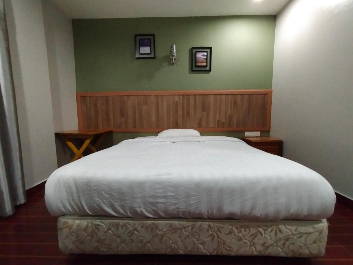 Oyo 90248 Kapitan Inn Bintulu Εξωτερικό φωτογραφία